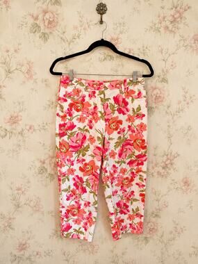 Talbots Women’s Size 8 Floral Capri Pants Pink Coral Stretch Cropped Ankle